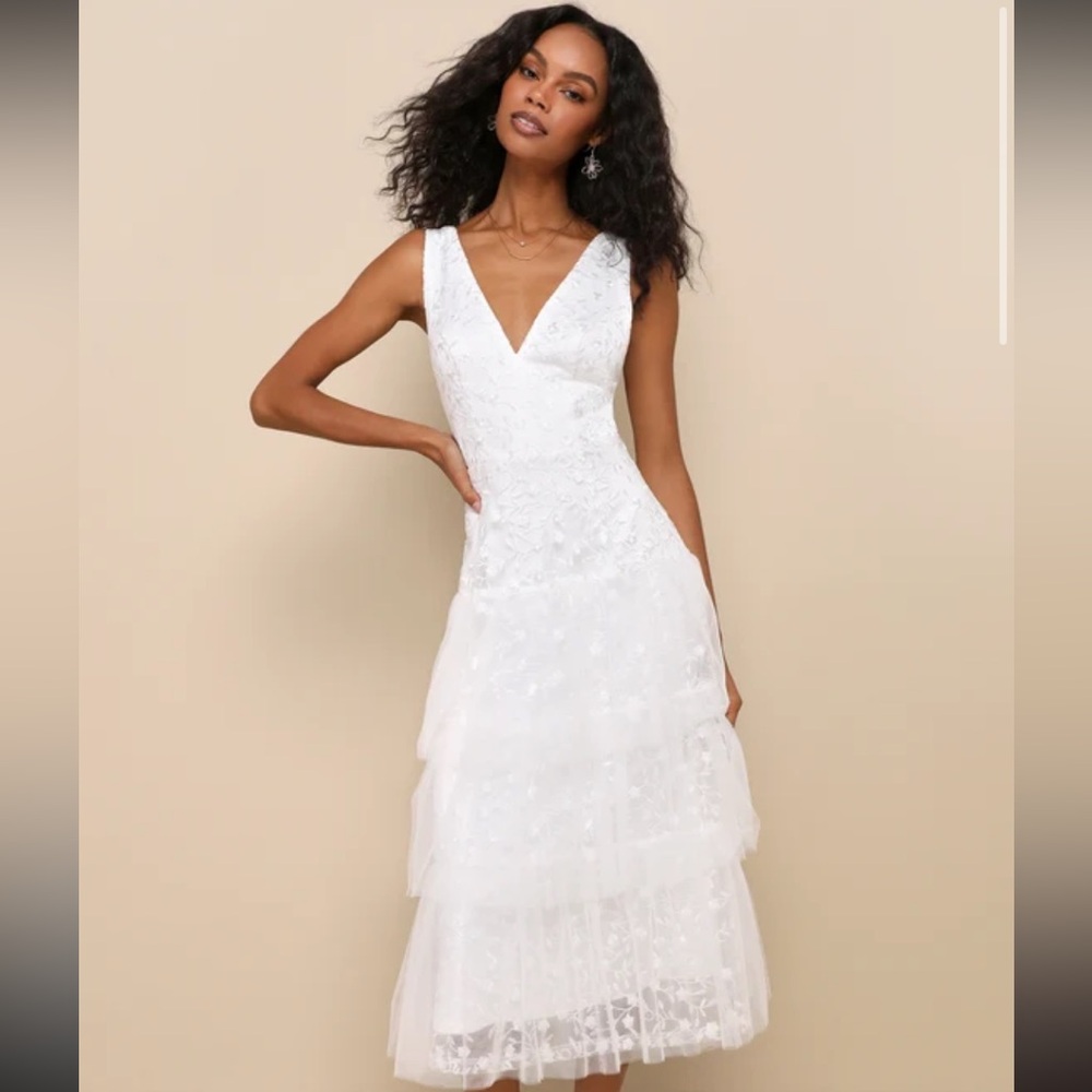 NWT- Confidently Gorgeous Ivory Tulle Embroidered Backless Midi